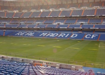 المغرب الرياضي  - ريال مدريد يهزم برشلونة بثنائية مبابي ويحسم الكلاسيكو