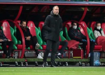 المغرب الرياضي  - فليك يواجه أزمة بدنية في برشلونة بعد توالي الإصابات