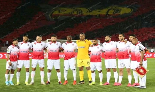 المغرب الرياضي  - مدرب الوداد الرياضي “اللاعبون ولجوا الملعب خائفين والمهم أننا تأهلنا”