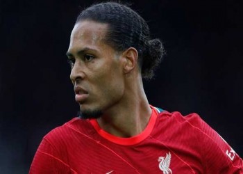 المغرب الرياضي  - فان دايك يكشف أسباب خسارة ليفربول أمام سان جرمان