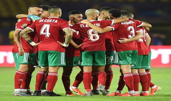 المغرب الرياضي  - لاعبو المنتخب المغربي يُشيدون بالأجواء بينهم ويجمعُون على ضرورة تحقيق الانتصار في المباراة الأولى