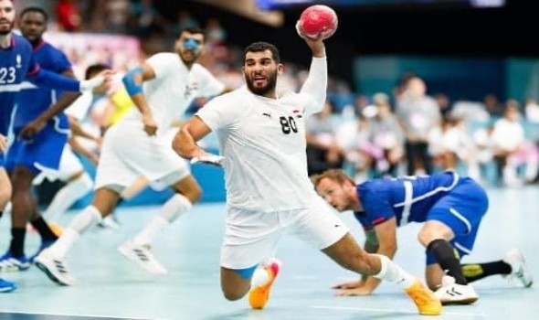 وزير الرياضة المصري يبحث مع رئيس اتحاد كرة اليد خطط تطوير اللعبة وإعداد المنتخبات