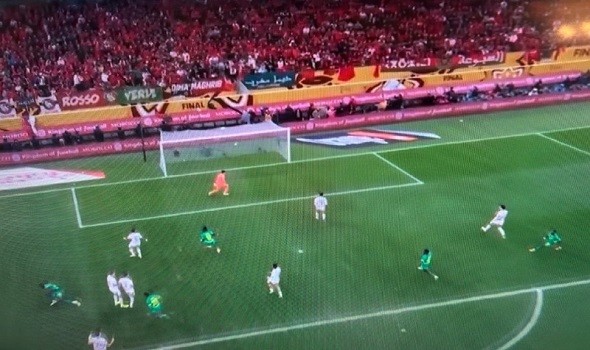 المغرب الرياضي  - السنغال تسجل الهدف الأول في شباك المغرب بالدقيقة 94